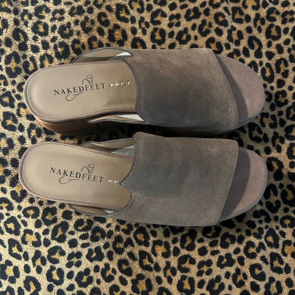 NakedFeet platform sandals size 6.5